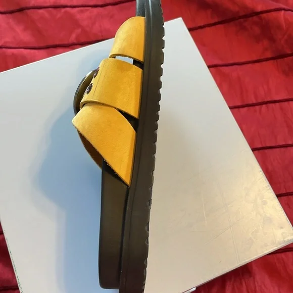 BOS&Co Italian made sandle leather upper size 36 yellow beautifully 5.5 size - Picture 4 of 6